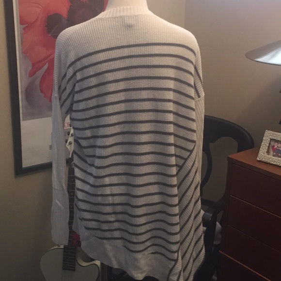 W by Worth stripe angled sweater size m - Picture 2 of 4